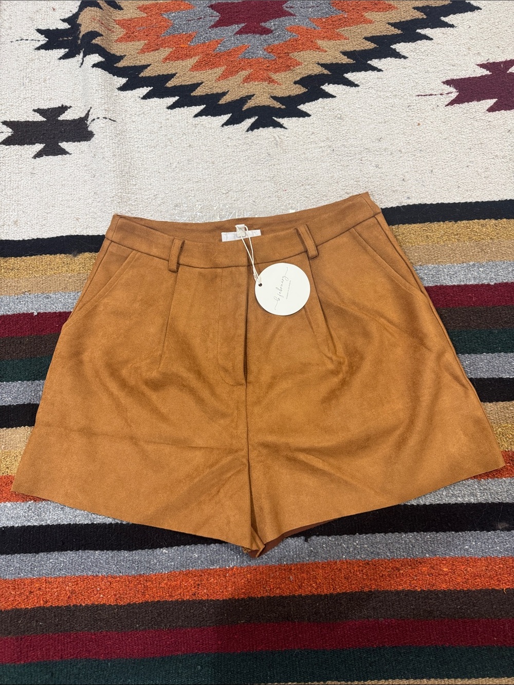 High-Rise Suede-Look Women's Shorts in Tan